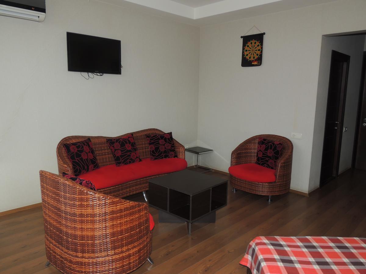 Vanilla Sky Georgia Hotel Natakhtari Bagian luar foto
