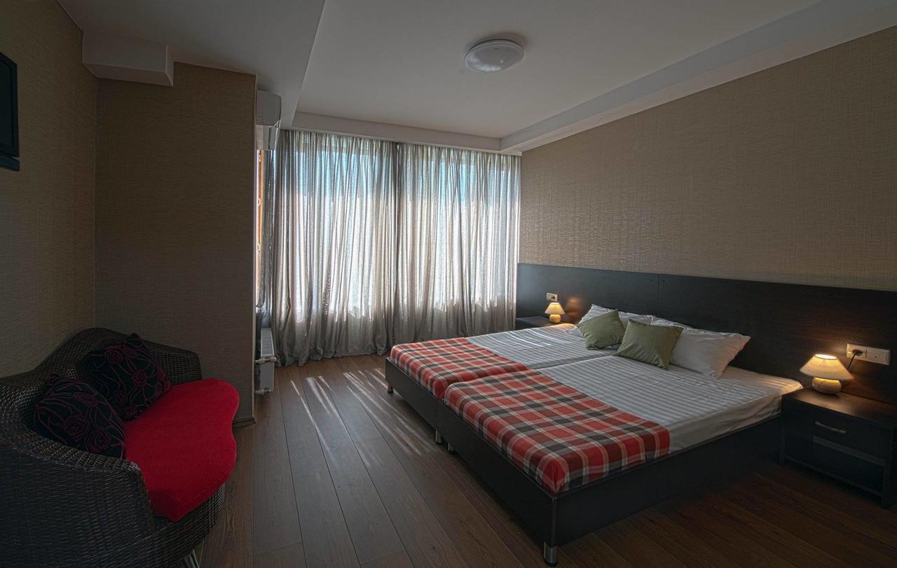 Vanilla Sky Georgia Hotel Natakhtari Bagian luar foto